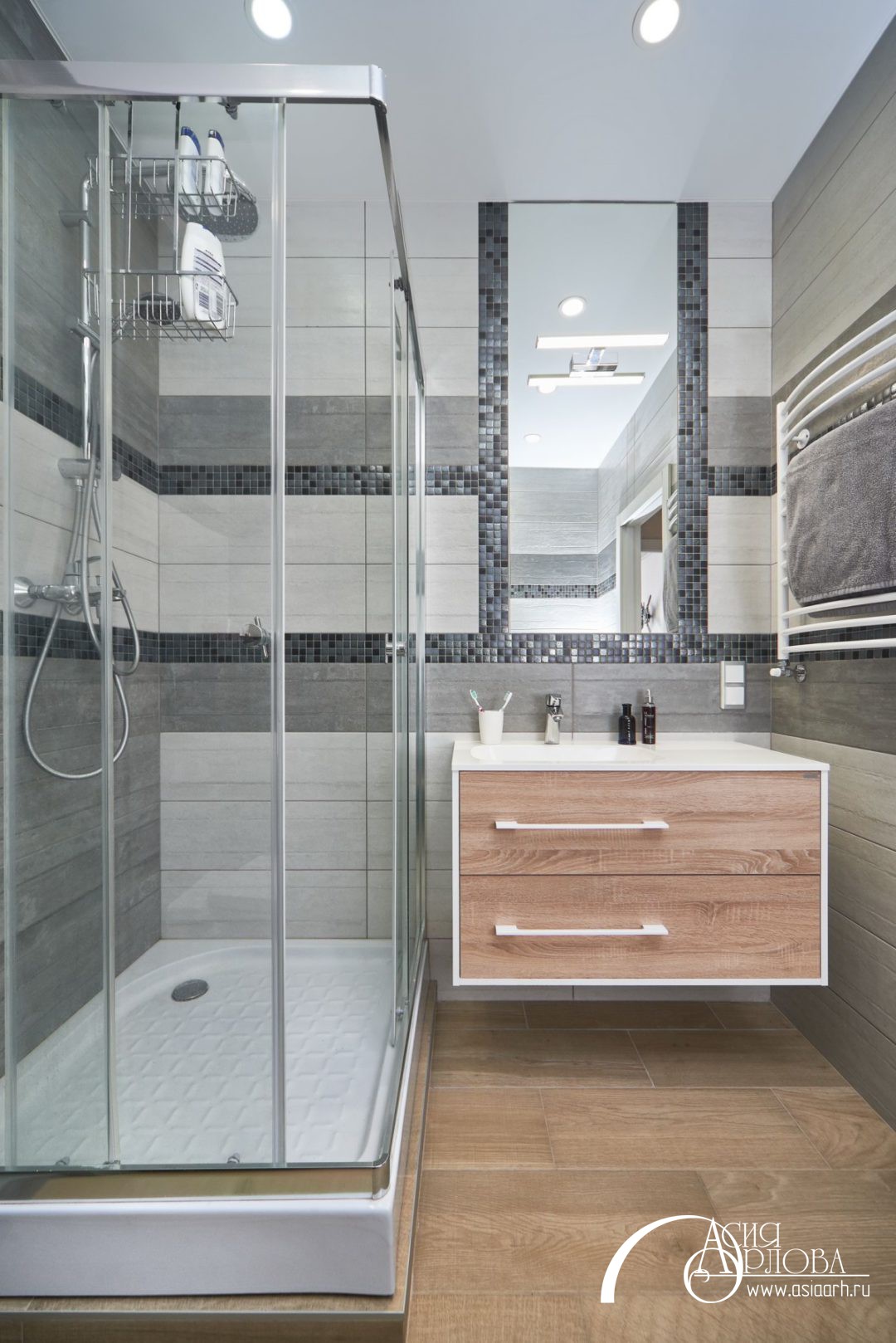 Ванная комната, серый, серая плитка, душевая кабина от Асия Орлова